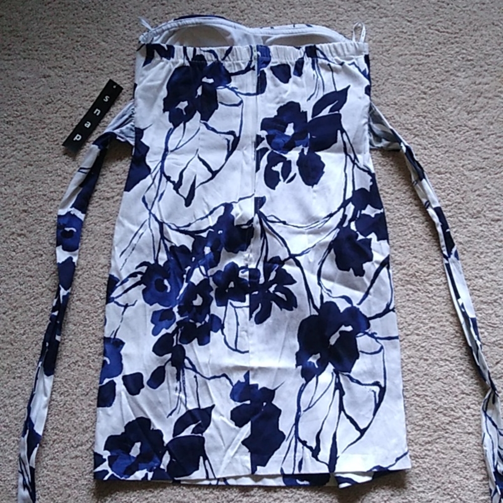 Junior Size 7 Strapless Dress. Brand Snap. NWT. Blue and White. - Picture 3 of 9
